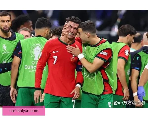 C罗无球跑动再展艺术，持续掌控比赛节奏表现抢眼