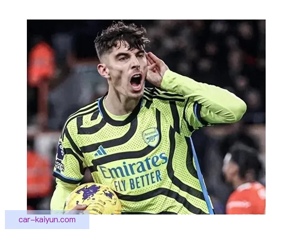 哈弗茨持续闪耀赛场，助力球队再添进球，状态回暖引发关注