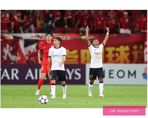 亚冠联赛半决赛即将到来，球队状态备受关注