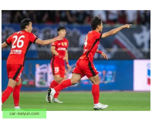 上海海港亚冠前景值得关注，球队状态回暖有望冲击好成绩。
